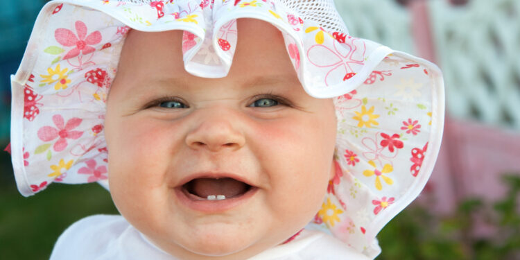 Five facts parents should know about baby’s first tooth