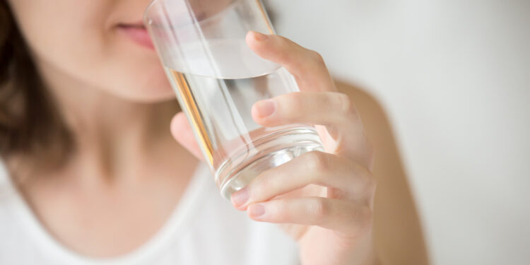 Is water left overnight harmful to the body?