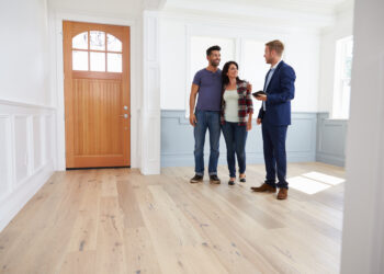 Five Signs That Your Real Estate Agent Is A Quack