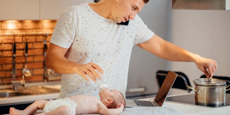 Daddy Duty 101: How to properly prepare for your baby before and after the birth